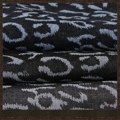 东莞市龙谊纺织 专业提供鞋材面料提花布，涵盖牛仔布提花与棉面料选择